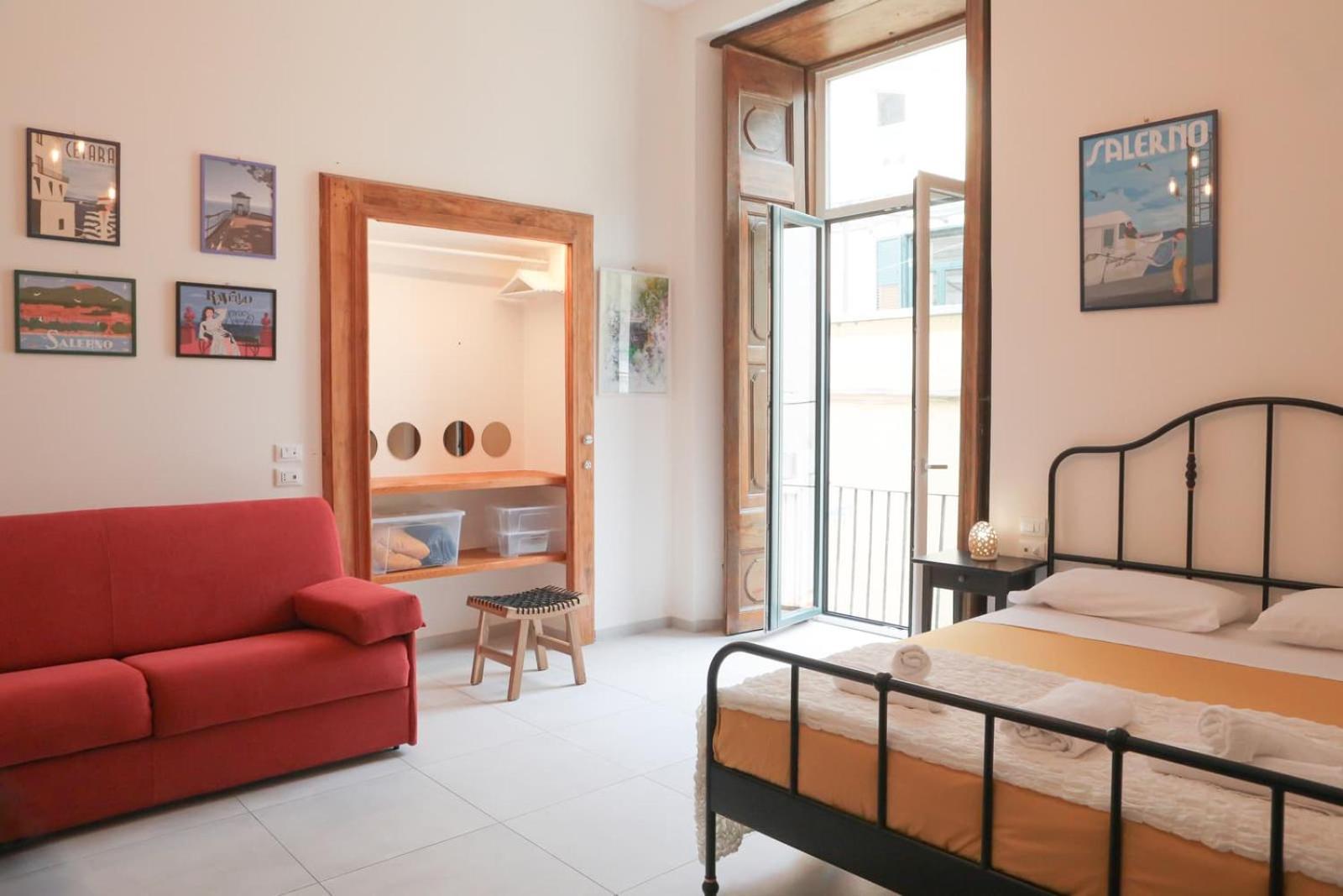 -Casa Trevisone- Hotel Салерно Екстериор снимка